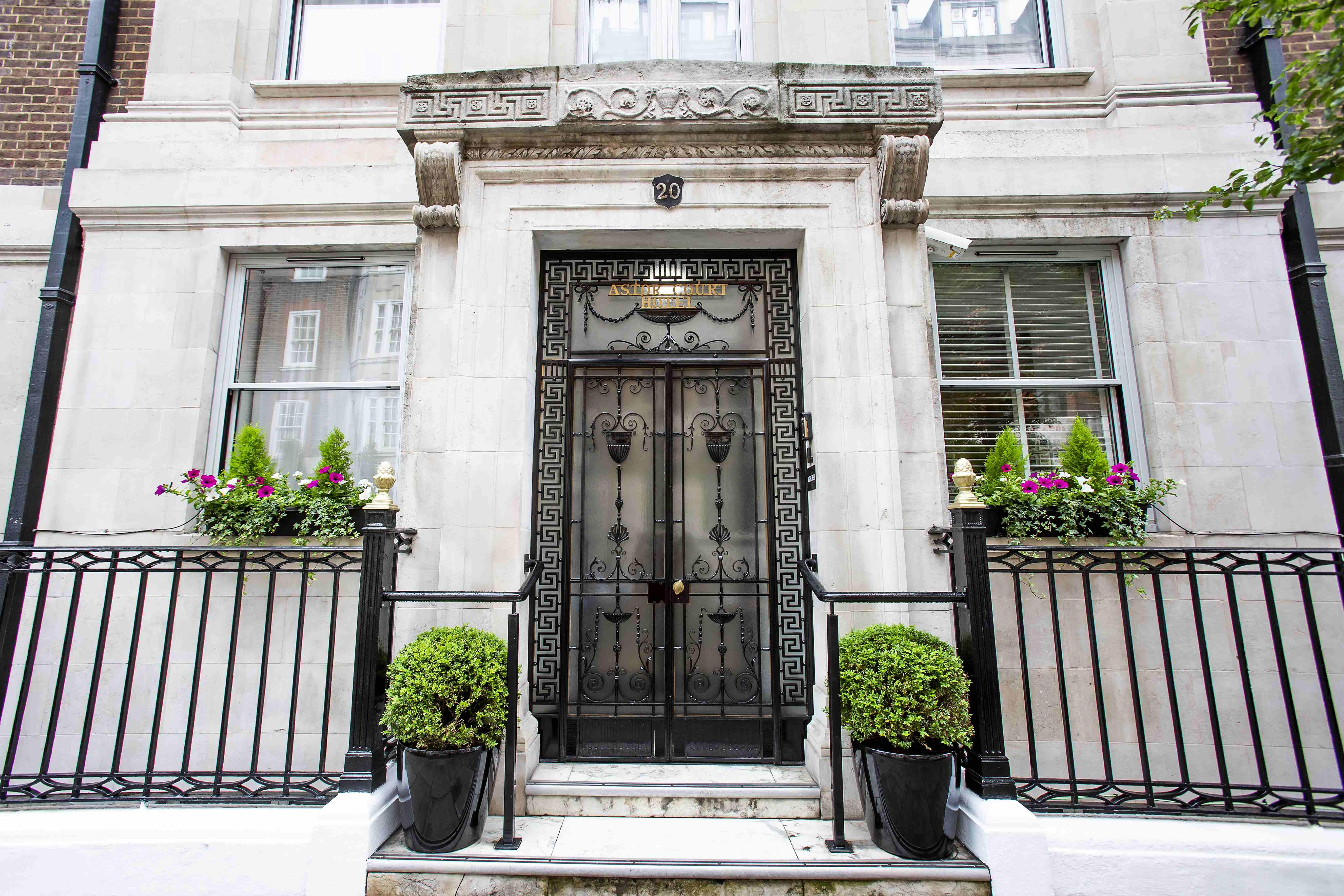 Astor Court Hotel London Exterior photo